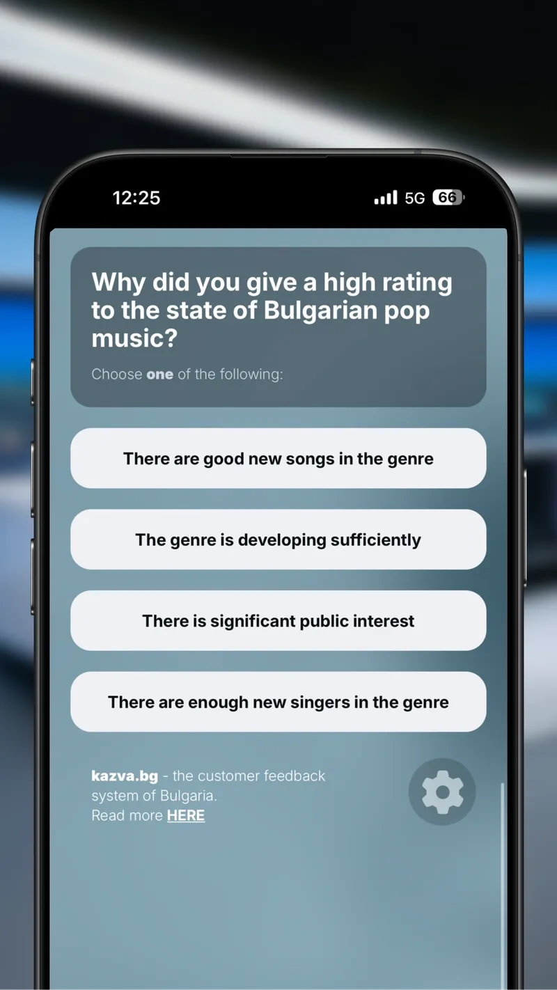 Chooses a reason for the rating